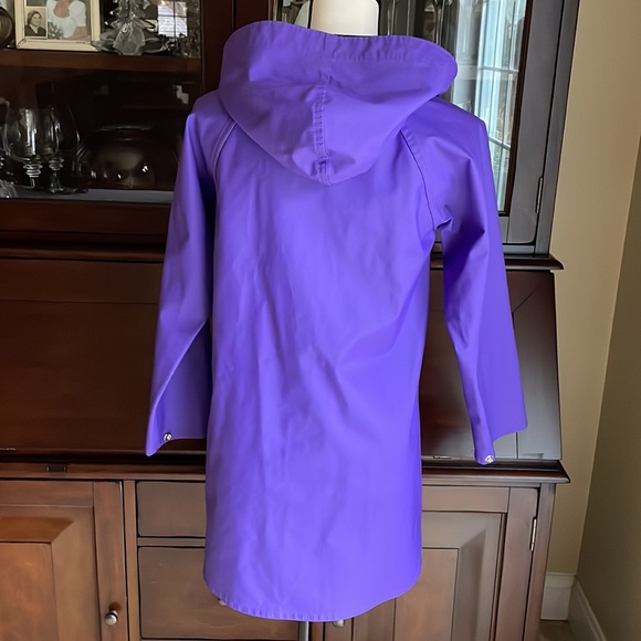 Vibrant Purple Acadia Raincoat M - Picture 6 of 15
